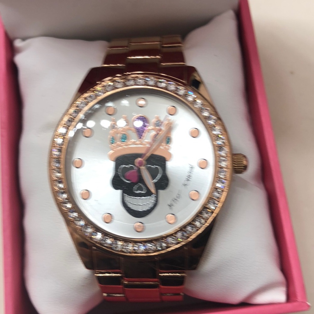 XOX Betsey Johnson new watch
